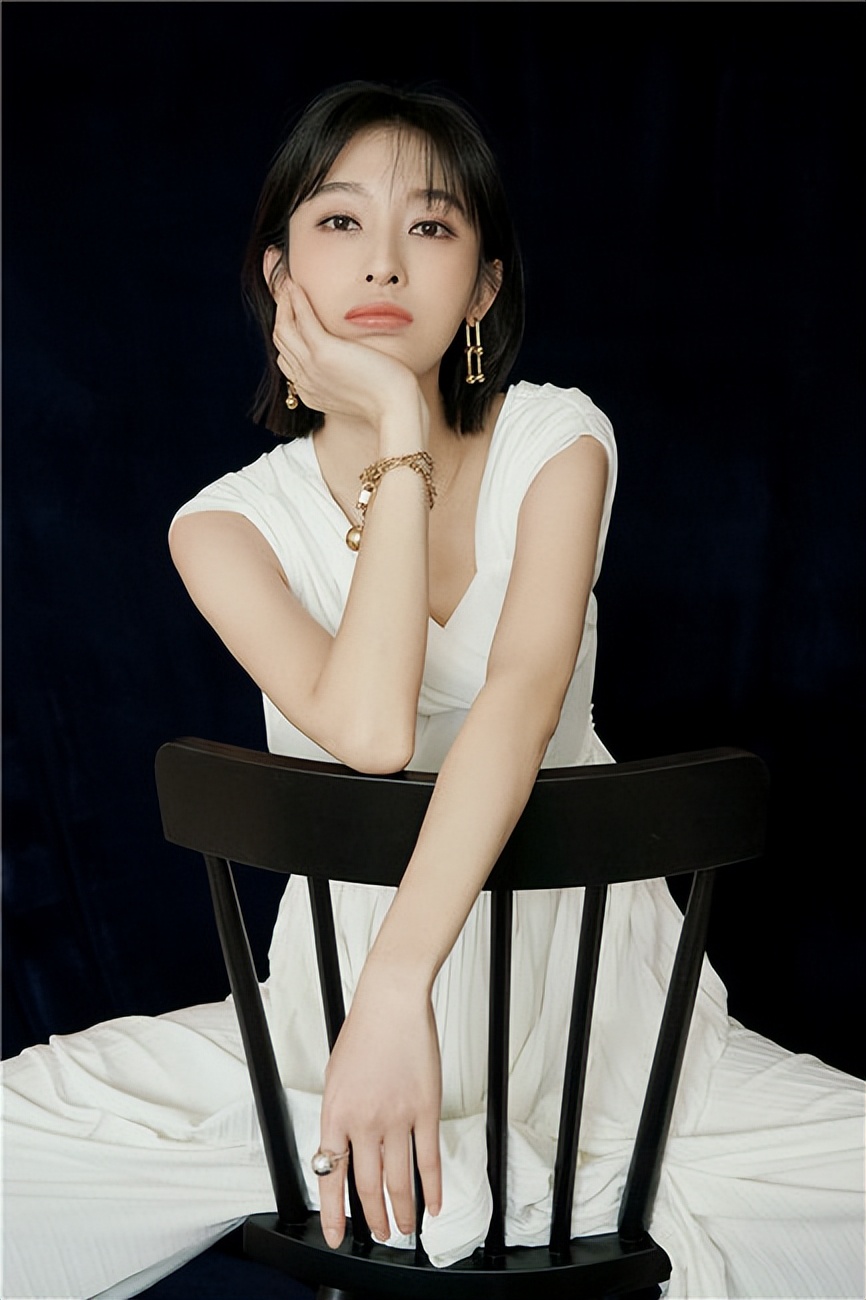 女星衣品—张俪（八）