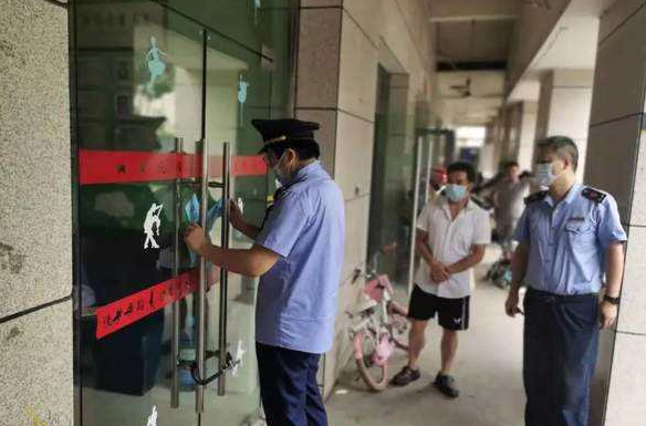 大学生想提高学历含金量，不料被培训机构坑了，大学生要引以为戒