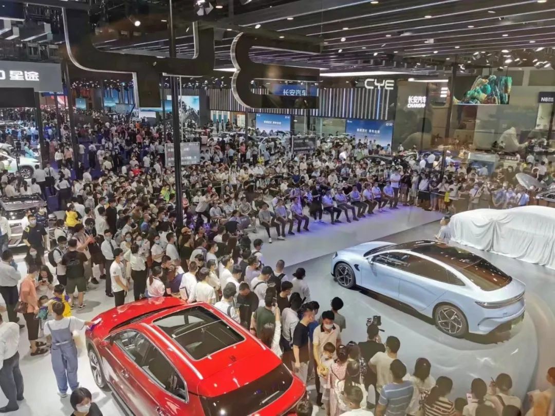 開(kāi)啟仲夏消費(fèi)季之門(mén)！2022重慶車(chē)展圓滿(mǎn)閉幕