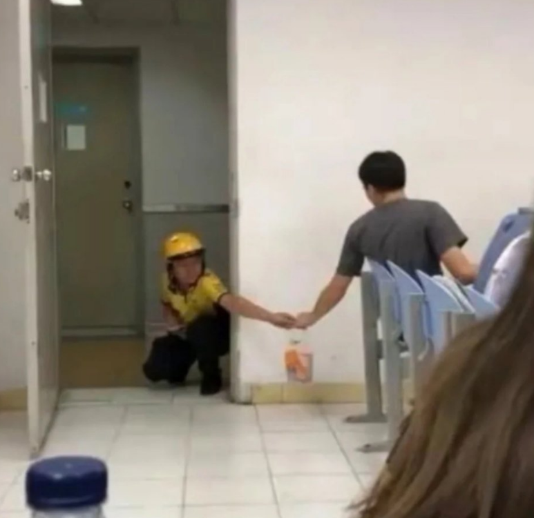 新时代的AA制，“出钱出力量”，确认了眼神，诡计多端的男人