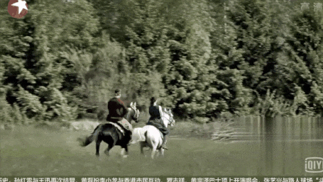 让人舔脚趾，当众凌辱学员，盘点那些令你难以想象的明星恶臭行为