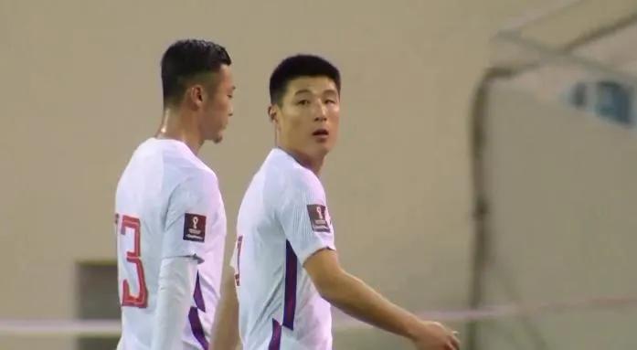 為什么男足工資那么高？對于男足輸贏并不重要