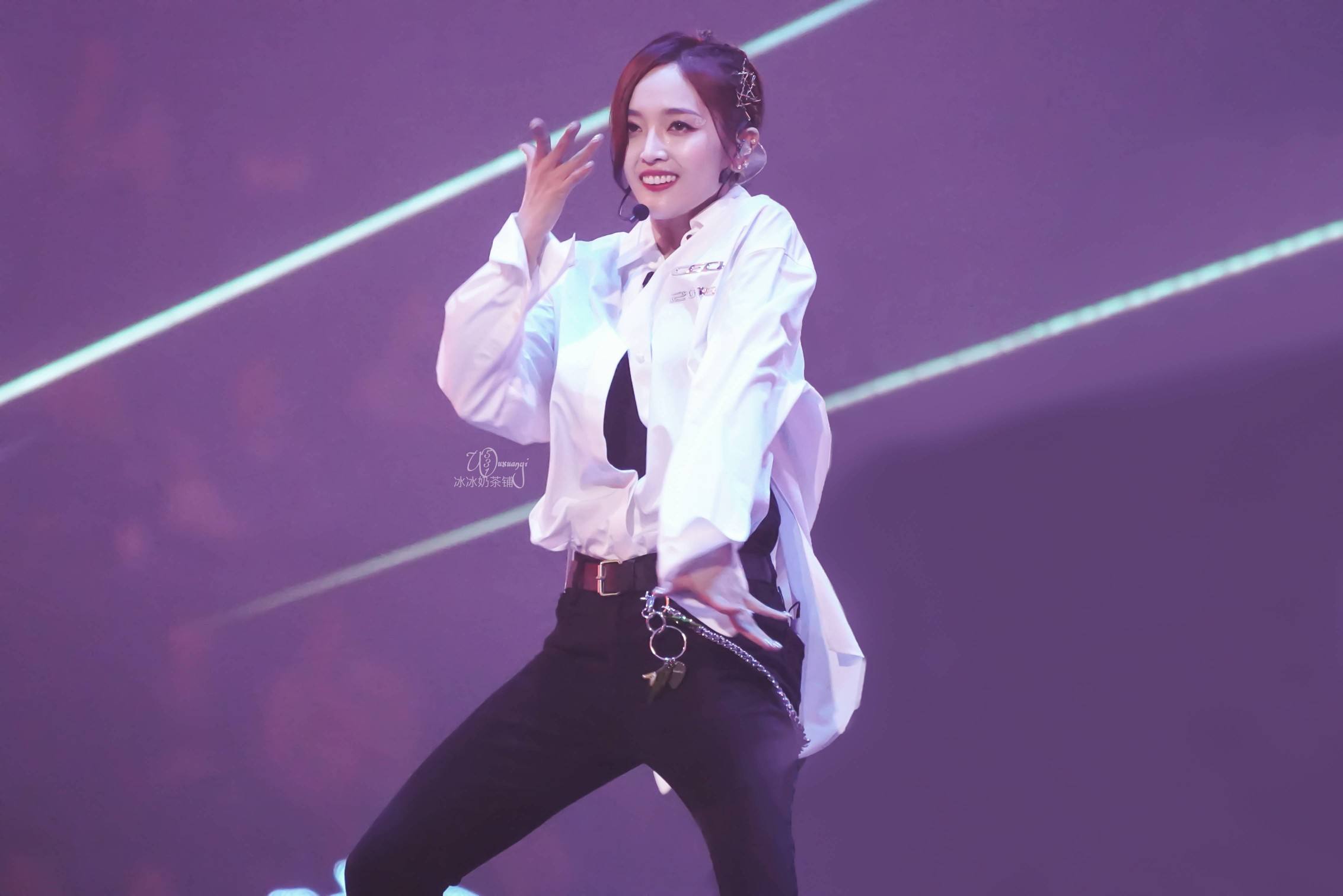 美女如云，看看参与综艺节目《阳光姐妹淘3》的明星都有谁吧