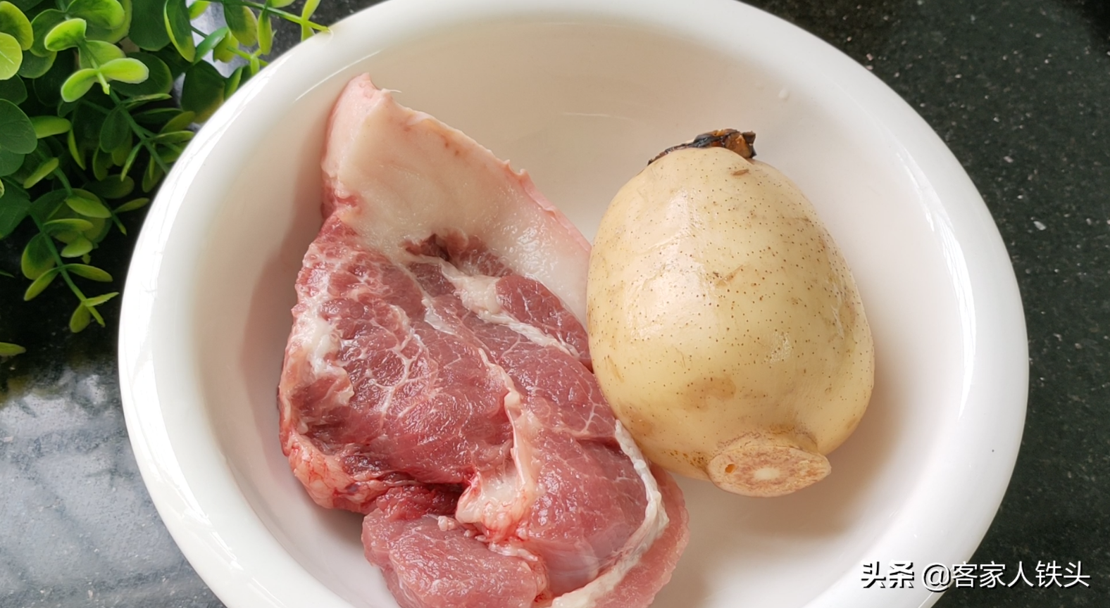 年夜饭不用炖汤，教你客家有名的蒸肉汤，做法超简单，越吃越回味