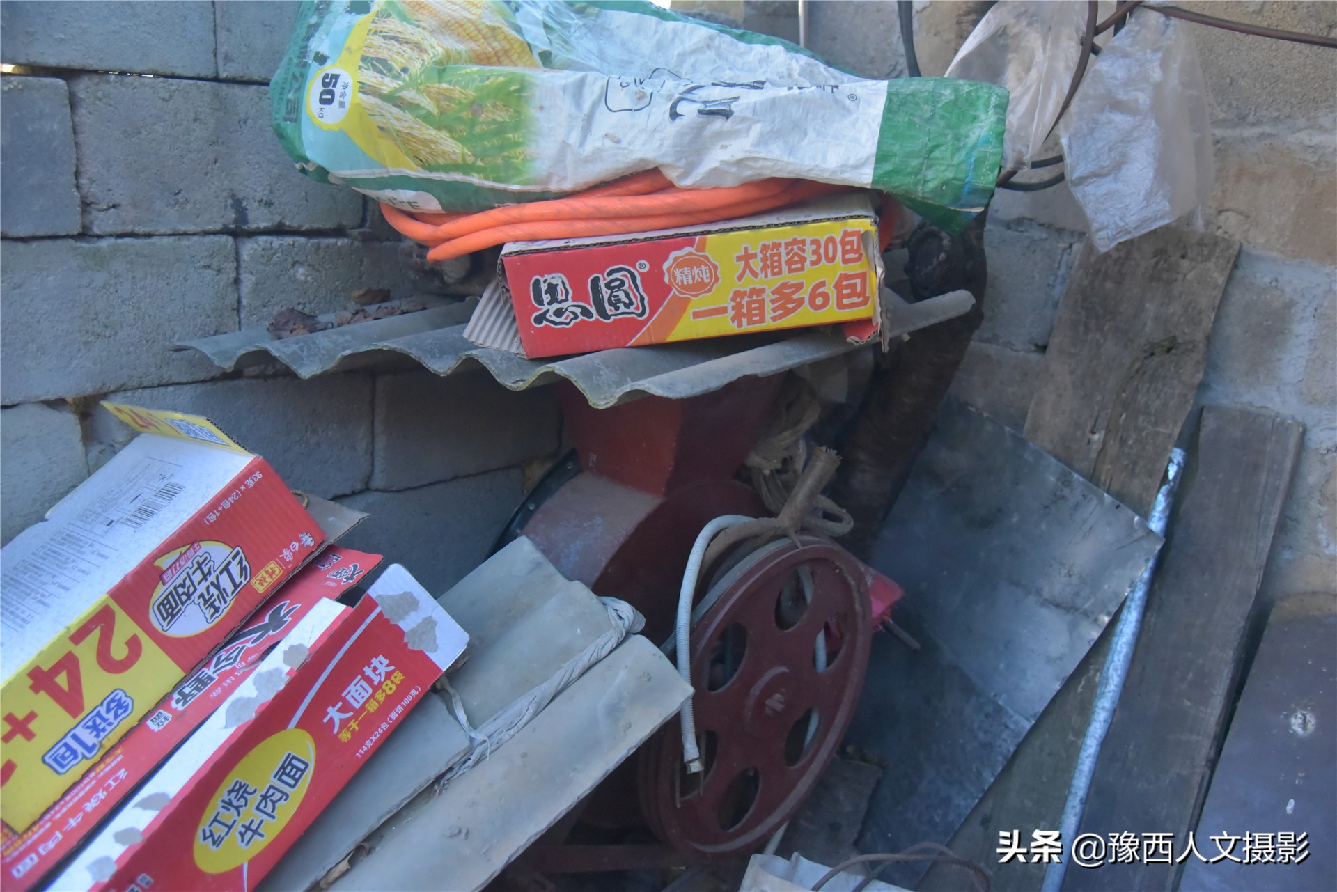 “洛陽版愛迪生”，51歲突然喜歡上搞發(fā)明，腦子里常有奇怪的畫面