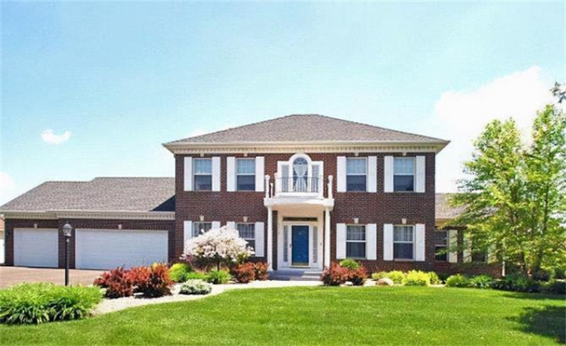 涉外家政之痛：58岁保姆被骗到美国当女奴，被迫学狗爬、吃头发