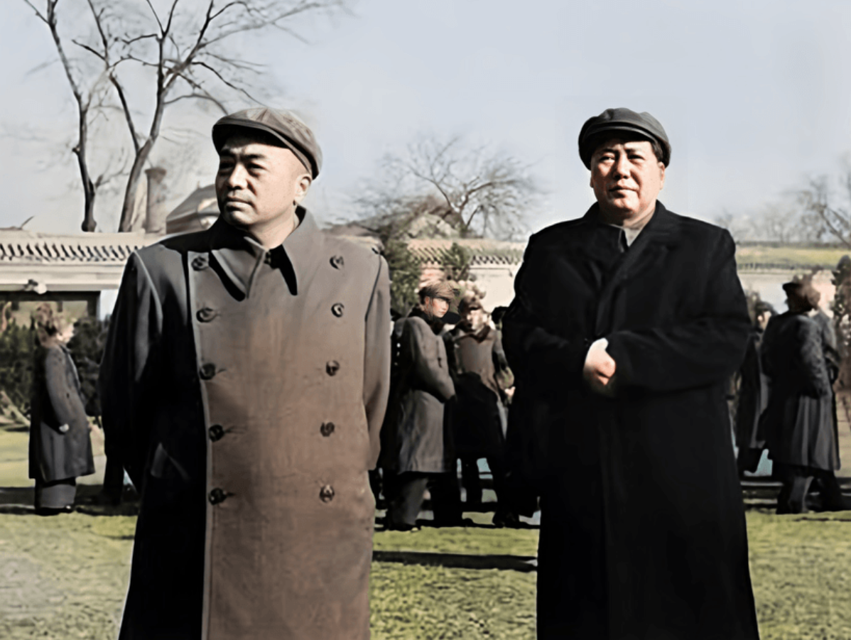 1954年军委成立，主席为首12名委员都是谁？和十大元帅有何关系？