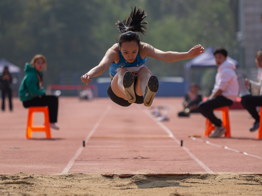 这门开设40年的课程，教学生如何捕捉美