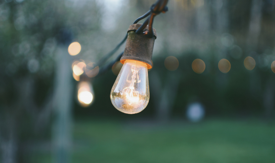 挑灯坐不寐 无梦到天涯，十首冬夜不寐的诗词，送给晚上失眠的人