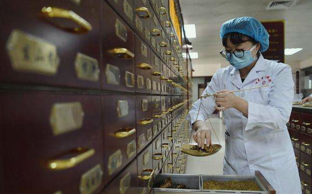 奥密克戎太危险？张伯礼院士明确表态，中医药效果良好