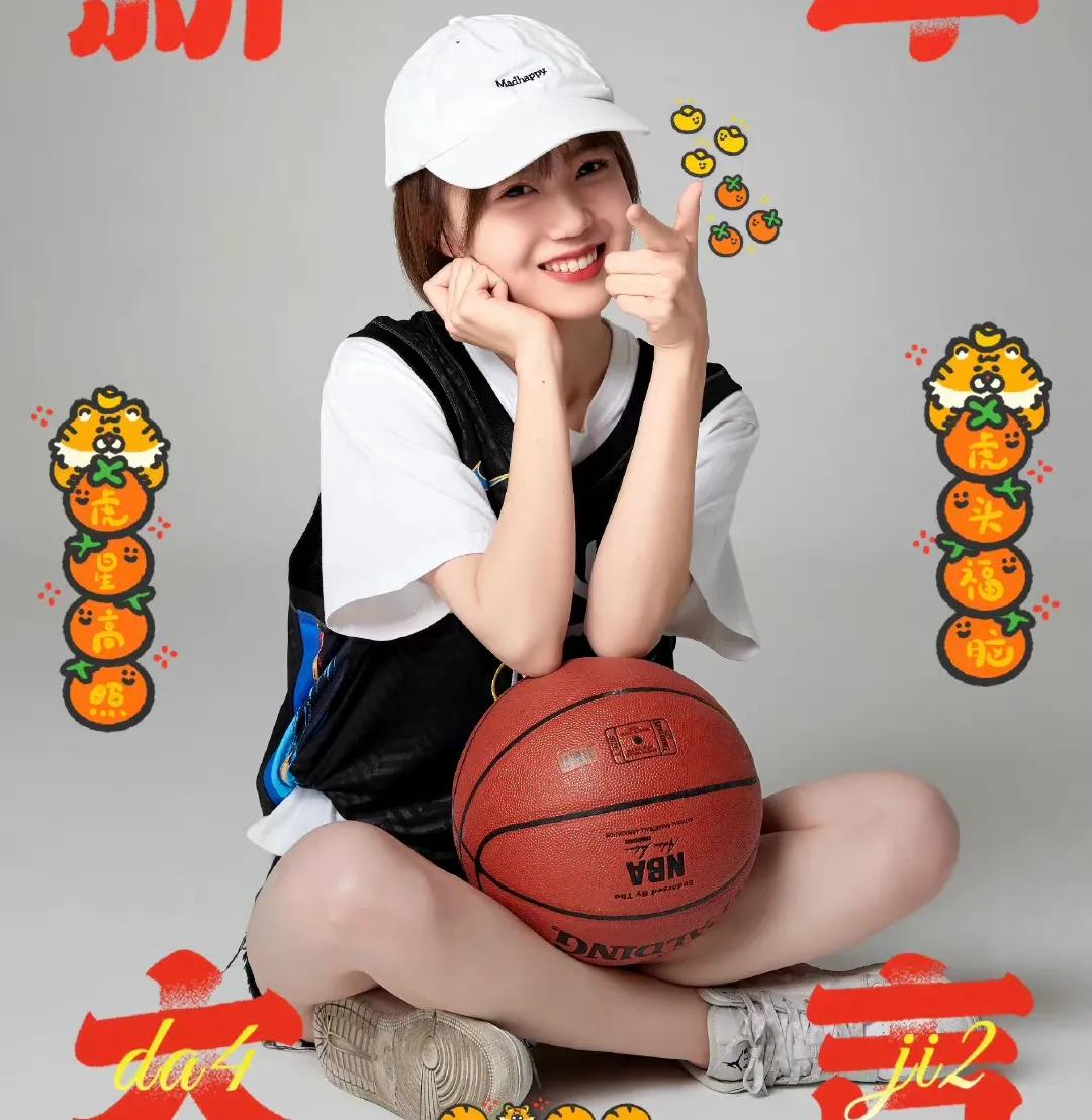 为什么叫nba解说小姨妈(谈起腾讯NBA女主播，就不得不提起小姨妈的大名了，你更喜欢谁？)