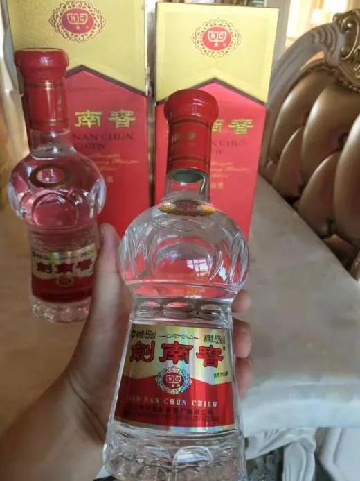 过年送礼白酒推荐（过年送什么白酒性价比高）