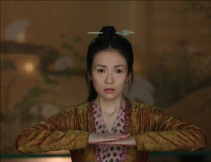 女明星的“丫头教”已没眼看，男演员的“少年派”更让人怀疑人生