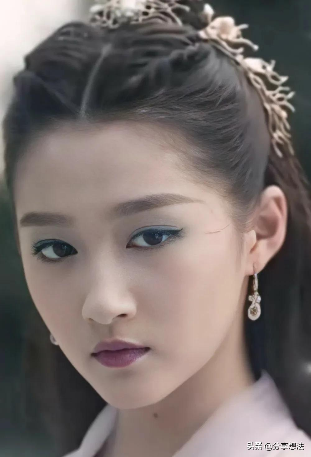 电影《图兰朵》中关晓彤惊艳