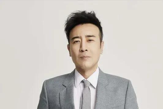 男女演员各领风骚影视界，你对哪位男演员最喜爱？