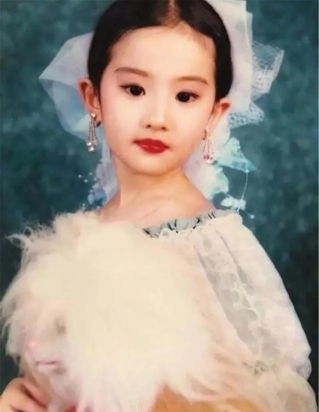 明星老照片与他们原来的名字不一样