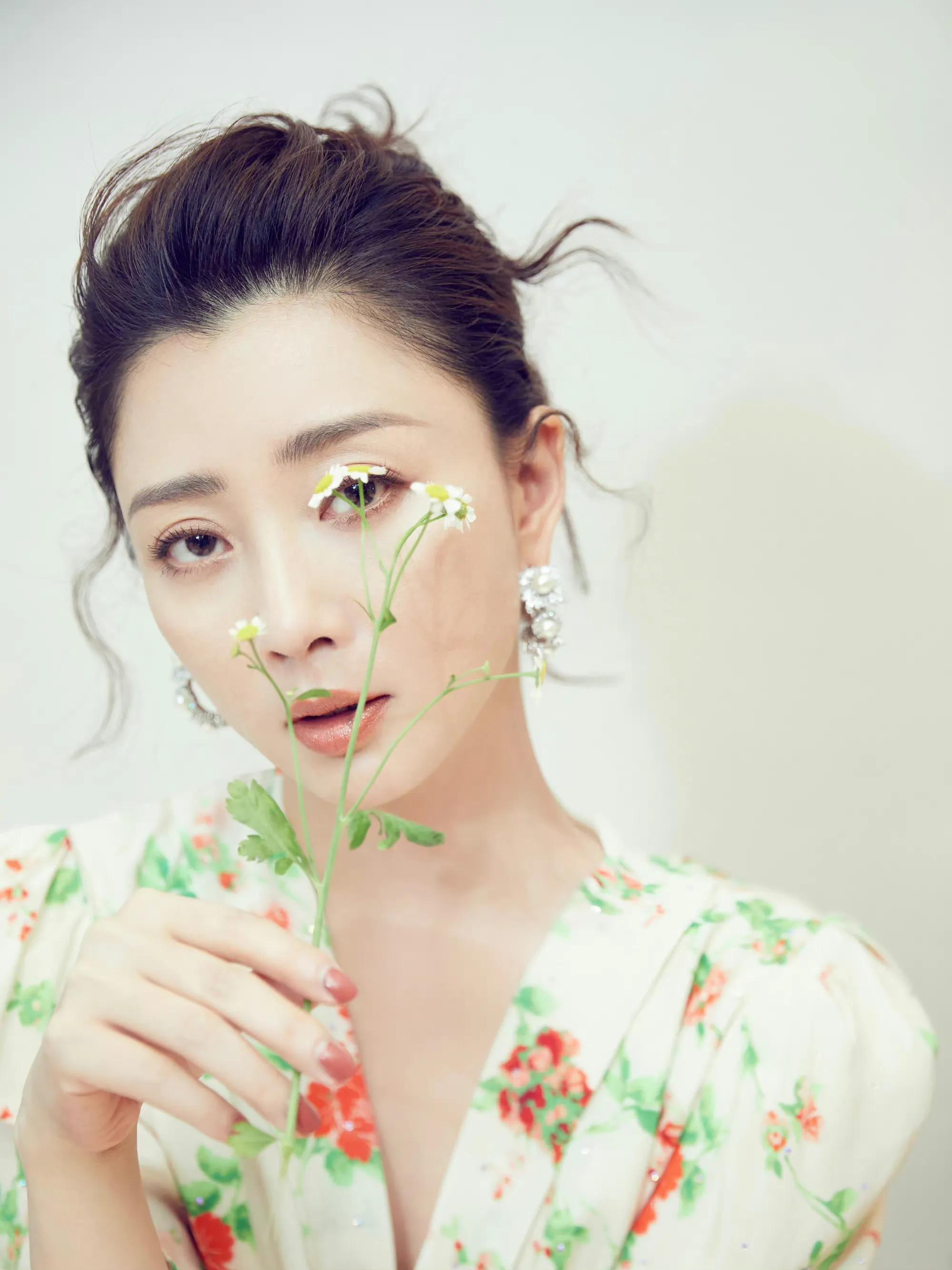 殷桃｜女神真美