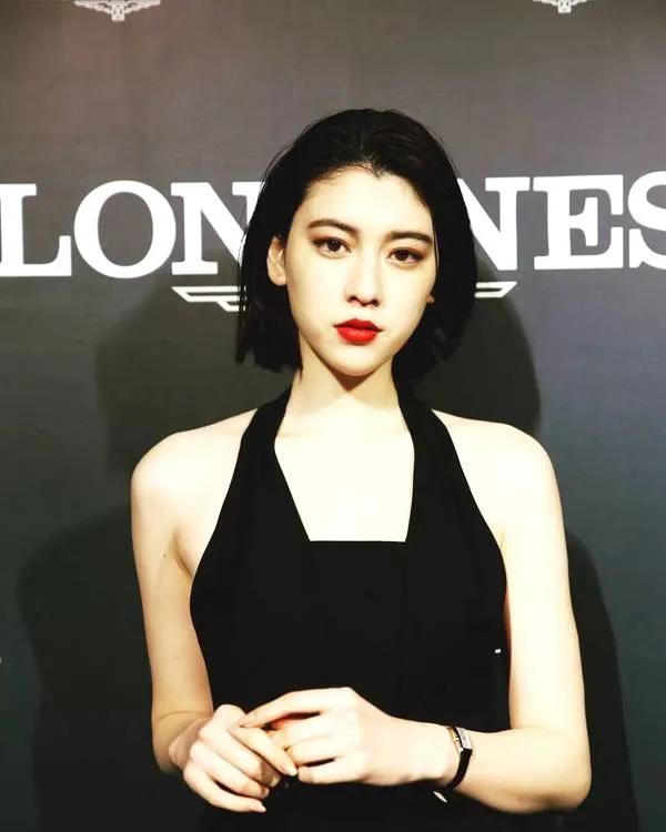 周杰伦的MV女主从来没让我们失望，高级脸的三吉彩花