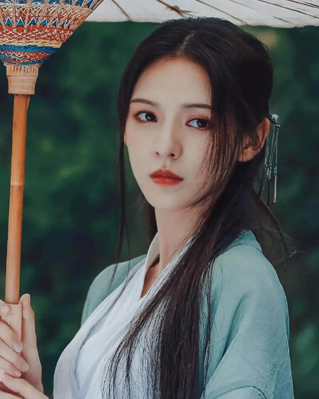 张予曦：青春靓丽，唯美灵动，温婉迷人