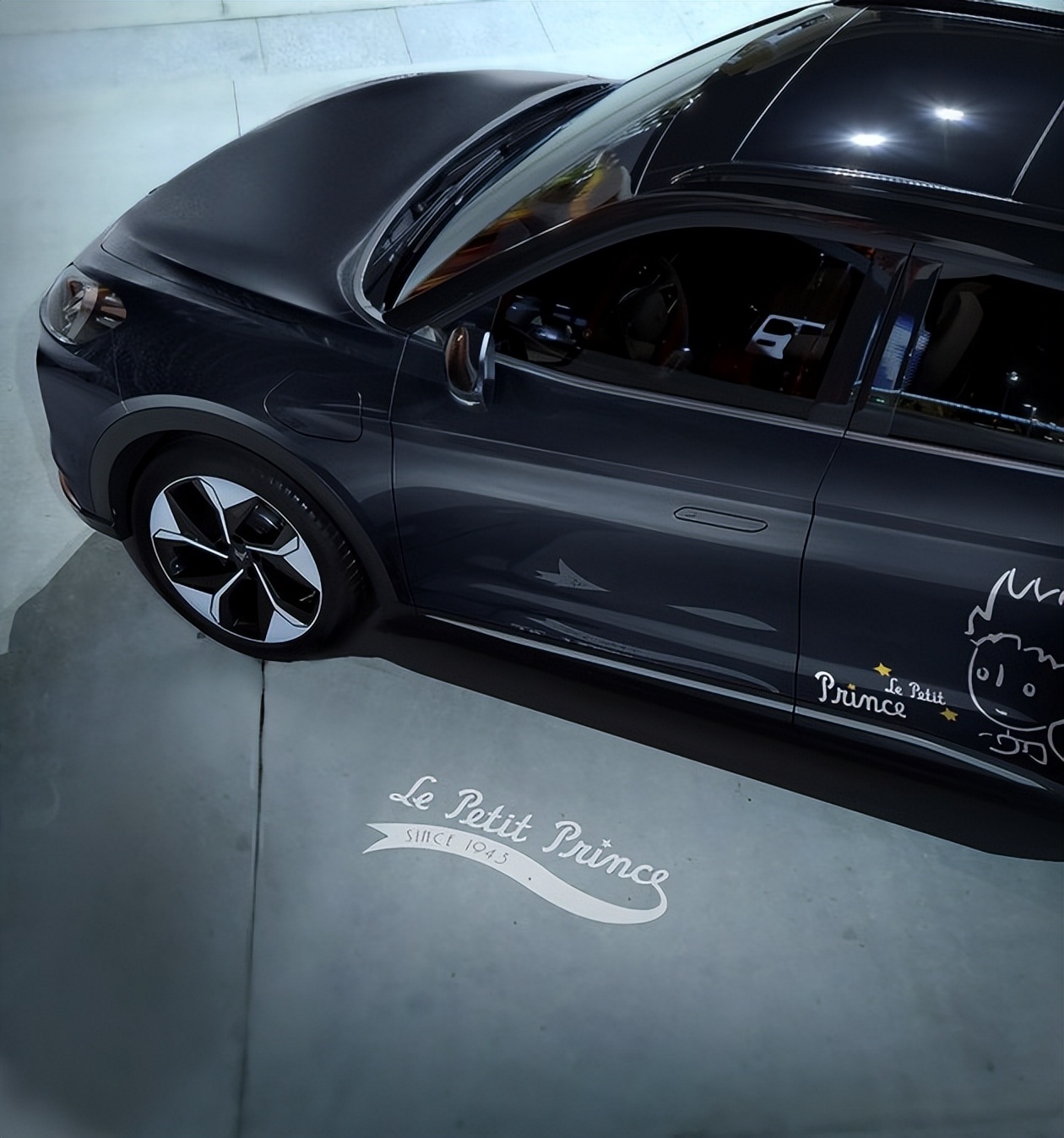 极狐×小王子联名限定版 卡通形象多有体现