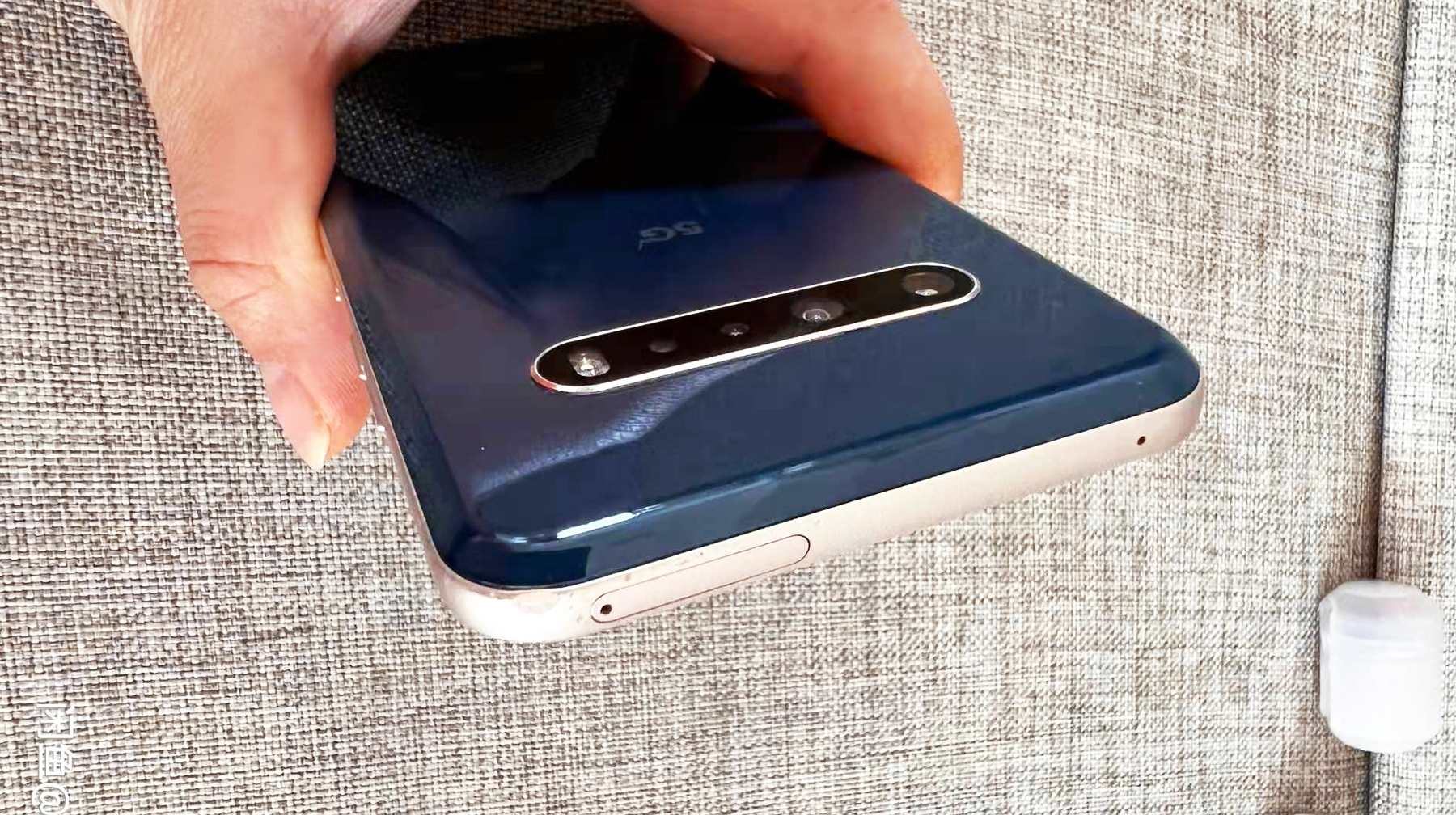 一款充满设计感的智能手机，体验LG V60，摄像头和屏幕都是亮点