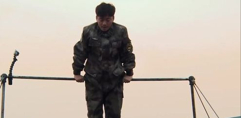 王宝强应该开个艺德培训班，能让明星塌方的“雷”他都完美化解过