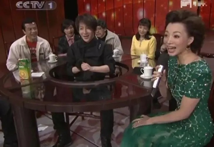 “魔术师”刘谦，从一夜爆红到消失，被时代抛弃还是安于现状？