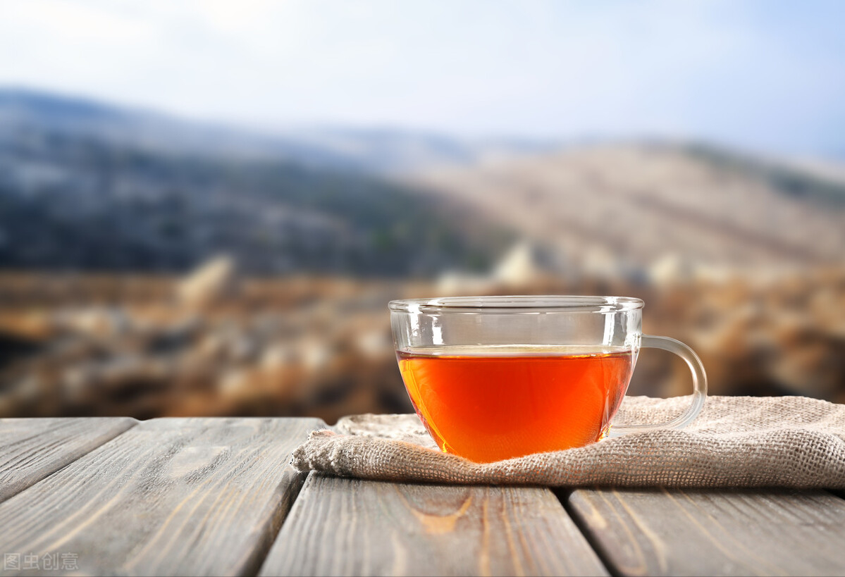 普洱冬天适合喝什么茶（盘点冬天最适宜饮用的4款茶）