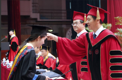 2022年考研激烈，一所985名校遇“滑铁卢”，报名人数减少近6000