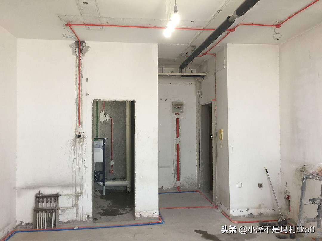 家装经验谈，70平米老破小改造记——篇一：老房拆旧和水电改造