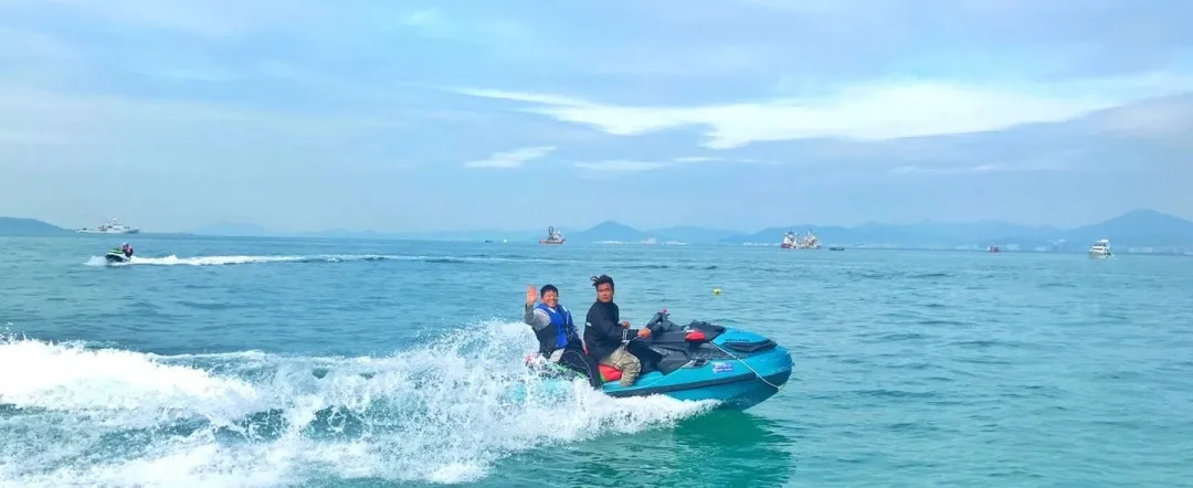 走,去海南过年去!撒网捕鱼、帆船体验、海鲜大餐,开心过大年
