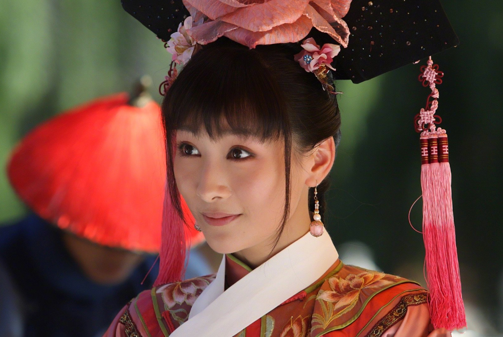 “安陵容”陶昕然：大火时结婚，嫁