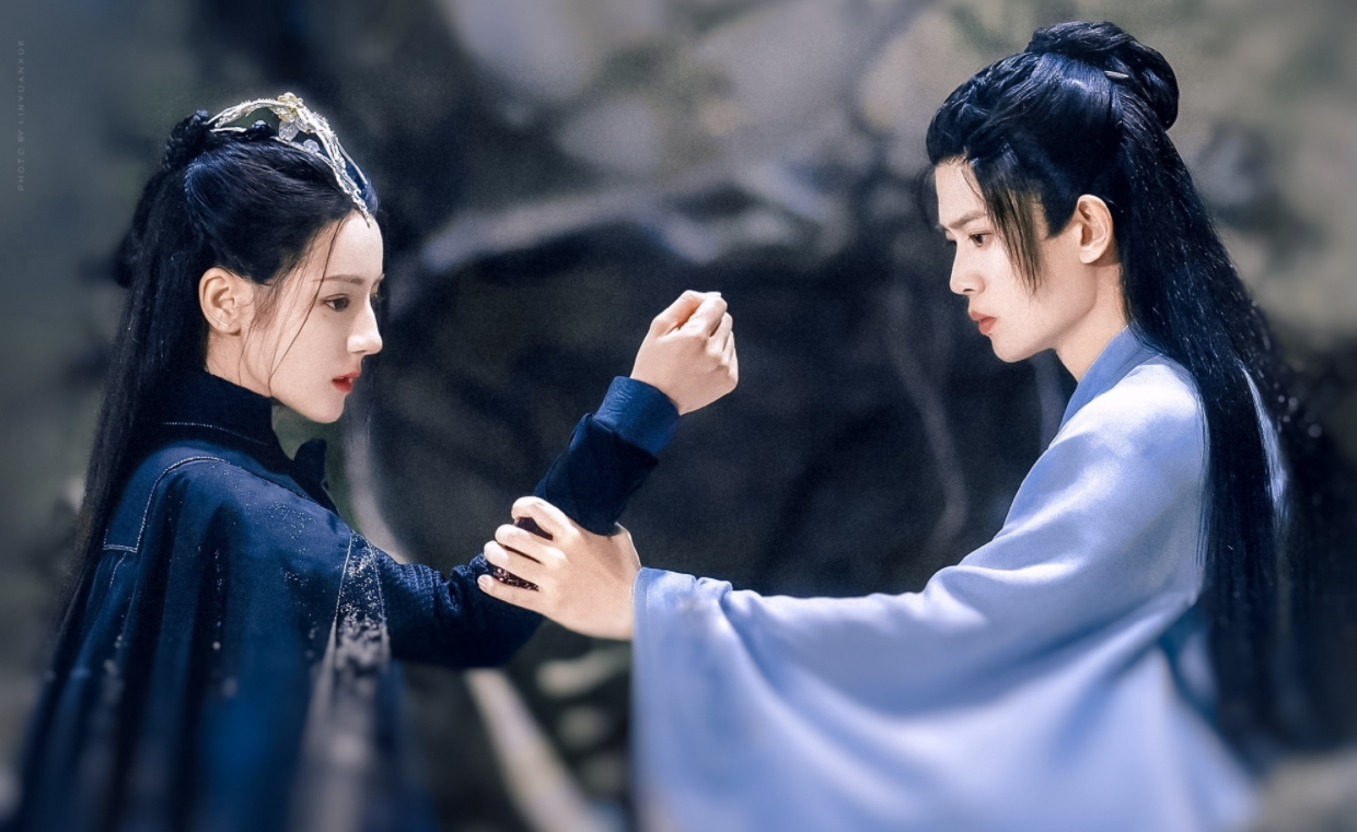 上线20天,飙升热度榜第一,迪丽热巴任嘉伦终于狠狠牛气了一把