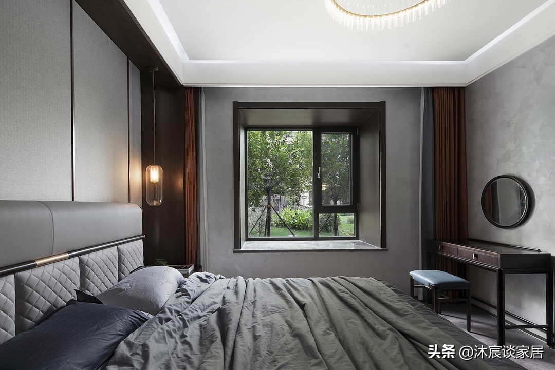 看完她家，我承认“输了”，新中式与轻奢相结合，沉稳大气又时尚