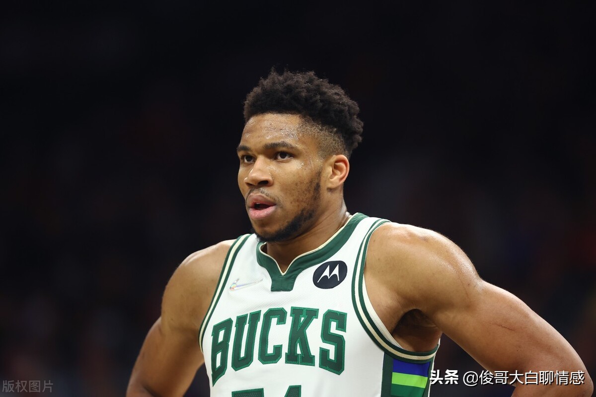 nba为什么没有青年球队(本赛季NBA属年轻人，勇士剩余球队最弱！字母哥：季后赛谁脏谁赢)