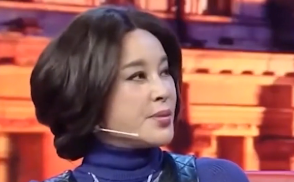 盘点七位出轨女明星，董洁出轨却先发制人，刘晓庆姜文被“捉奸”