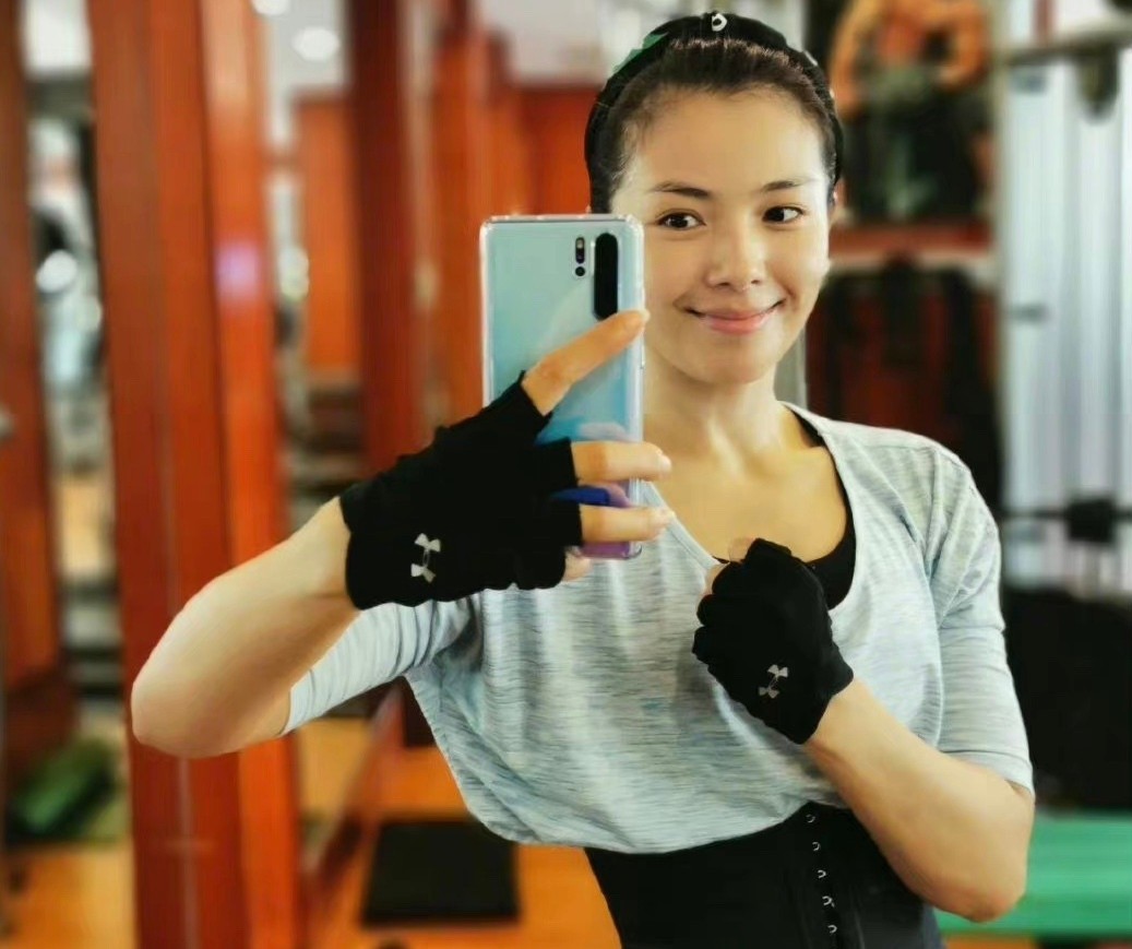 明明都这么老了，这六位大龄女星就别硬尬“少女感”了