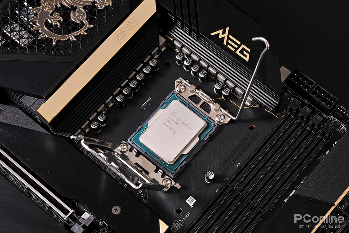 微星MEG Z690 ACE主板评测：规格全面升级的黑金战神