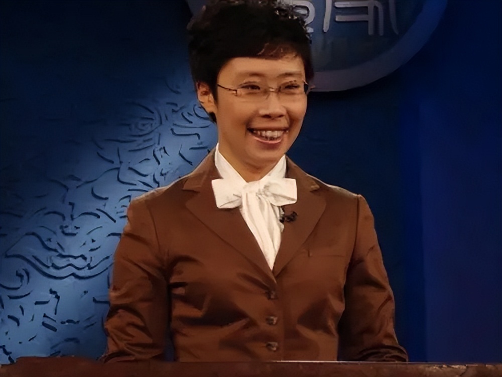 47岁不婚，却坚持追求白头偕老的婚姻，蒙曼老师有理性的女权主义