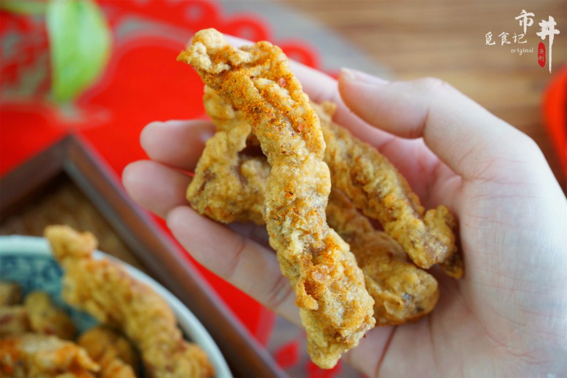 炸小酥肉，面糊记得用这3样混合就行了，外酥里嫩，放凉也好吃