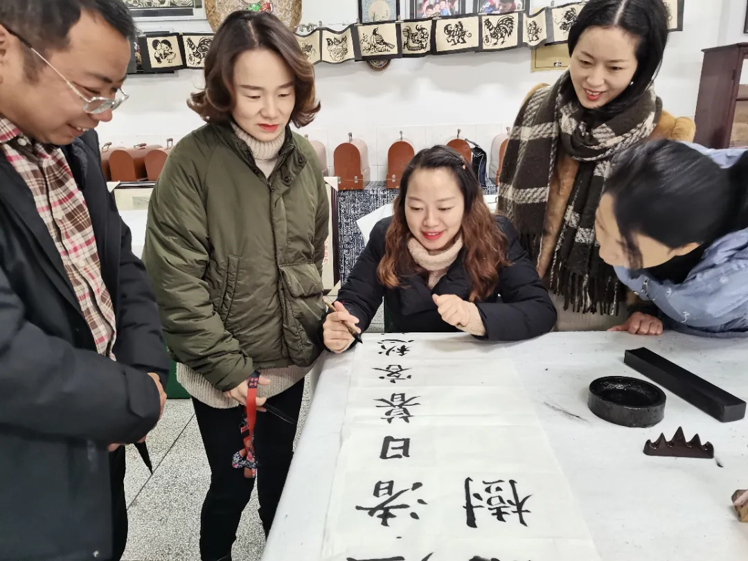 2021年天府新区刘志勇书法工作坊在华阳实小总结会