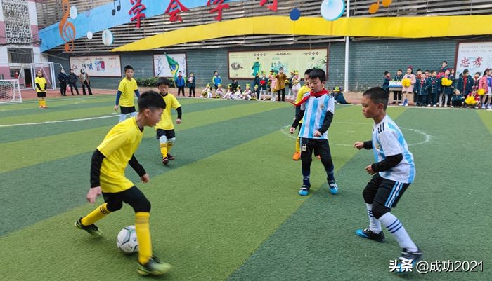 世界杯小学生(衡阳市人民路小学第五届“足球文化节·校园世界杯”今日开赛)