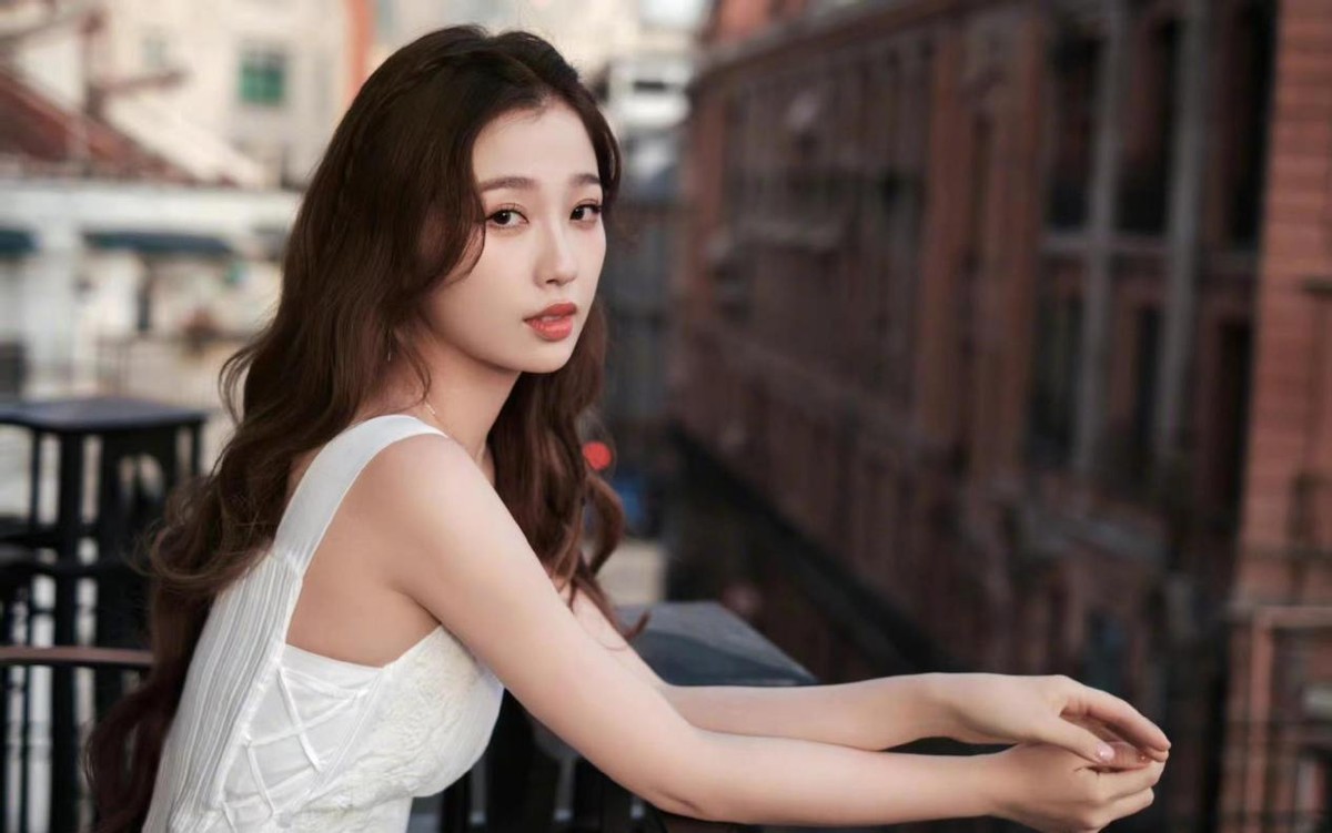 “豪门娇女”虞书欣，曾被骂作精，靠实力平息争议，终于逆风翻盘