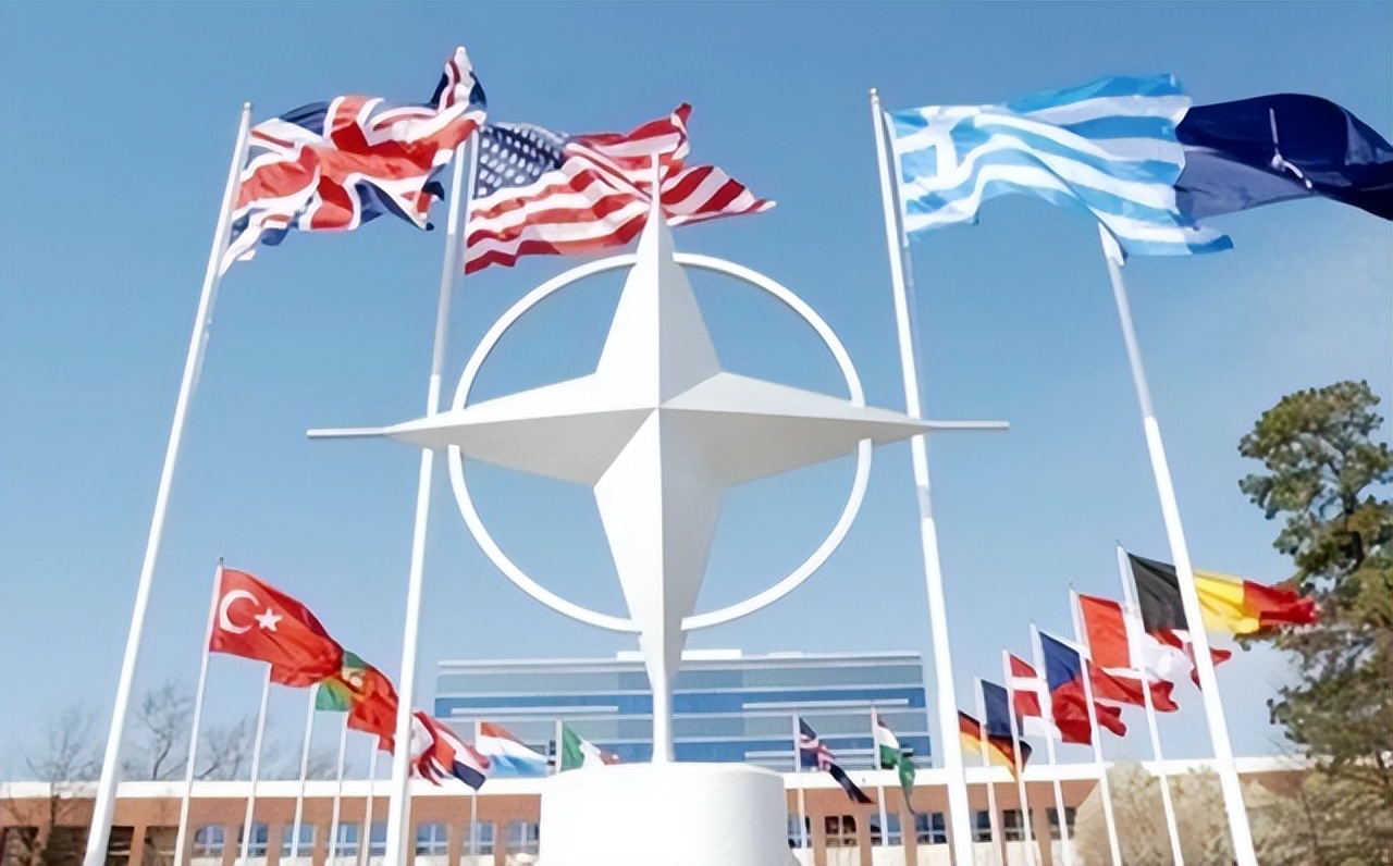 ������Ȩ�ս������ж��ӷ���ת��������������ɵĺ���