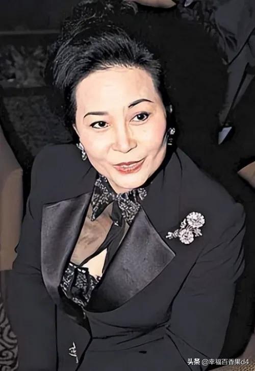 "赌王"二房妻蓝琼英死于癌症!享年79岁身家丰厚,育有5个孩子