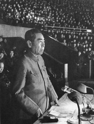 1973年北京饭店扩建，汪东兴发现问题上报总理，周恩来：立即停工