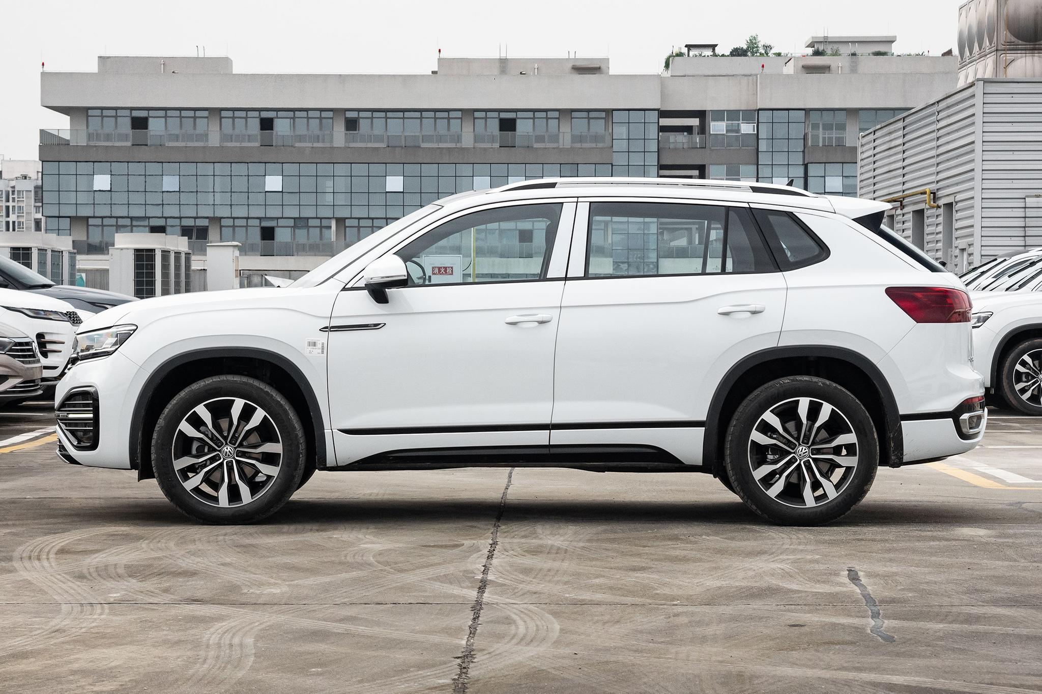 20万左右，2.0T+四驱，买自驾游SUV，选这3台比较靠谱