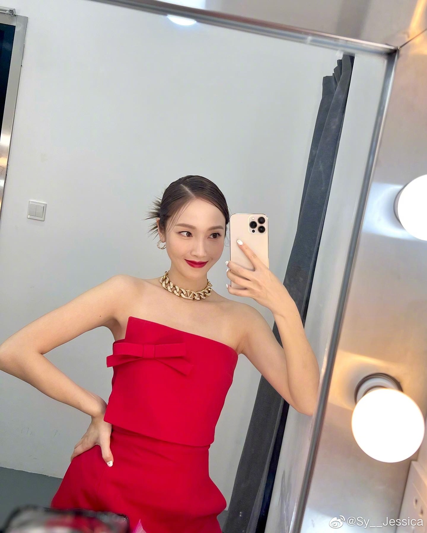 乘风破浪的奇葩造型，网友：得罪了造型师，才丑成这样