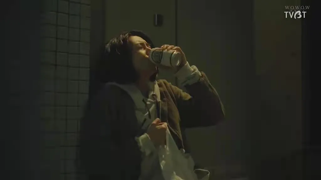 她的直播，我看一场哭一场