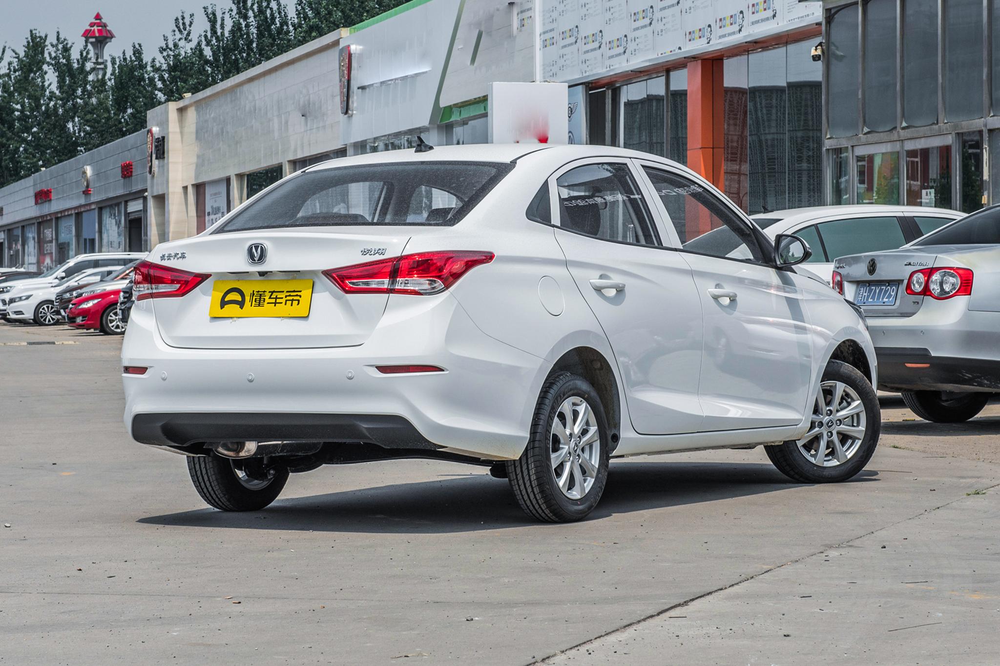 长安悦翔油耗多少